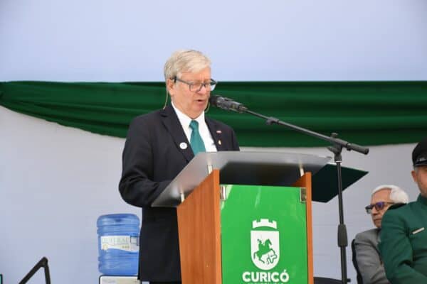 Alcalde Bordachar en aniversario N°282 de Curicó: "Debemos honrar la historia y pensar el futuro"