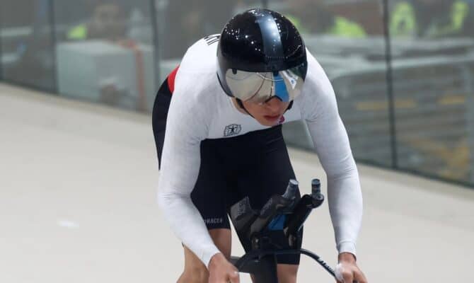 Diego Rojas concluyó 18º en la persecución del Mundial de Pista Chile 2025