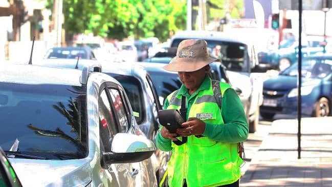 La licitación de parquímetros que genera tensión en el Concejo Municipal de Curicó