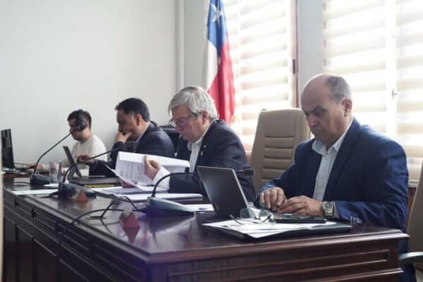 Concejo Municipal de Curicó aprobó entrega de subvenciones a COANIQUEM y la Defensa Civil
