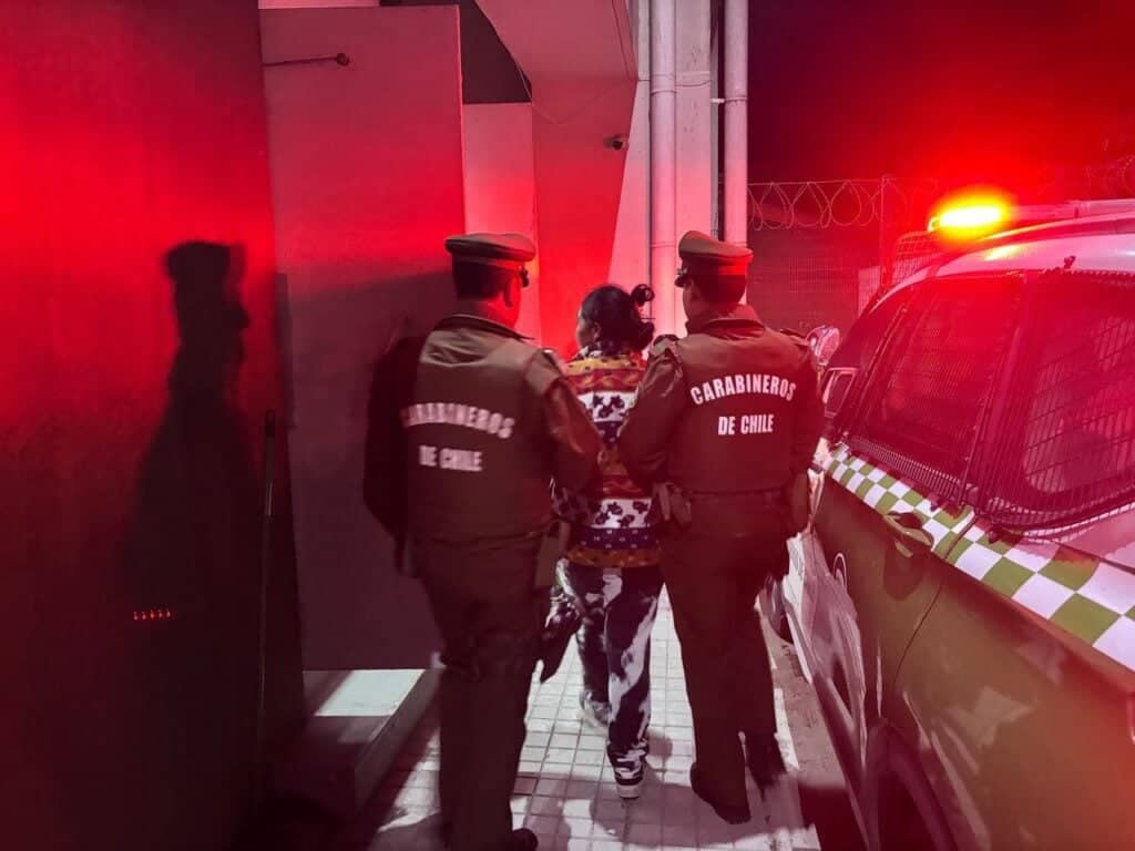 Mujer que asaltó a hombre de 88 años en Teno quedó en prisión preventiva