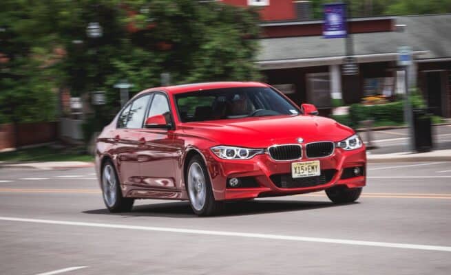 Sernac emite alerta de seguridad por posible defecto en autos BMW