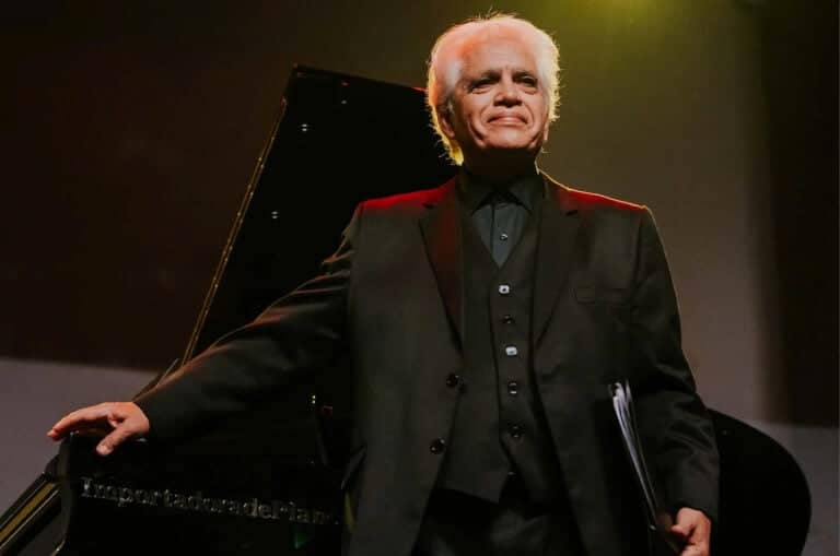 Roberto Bravo llega al Teatro Provincial de Curicó con un viaje íntimo por las grandes bandas sonoras del cine