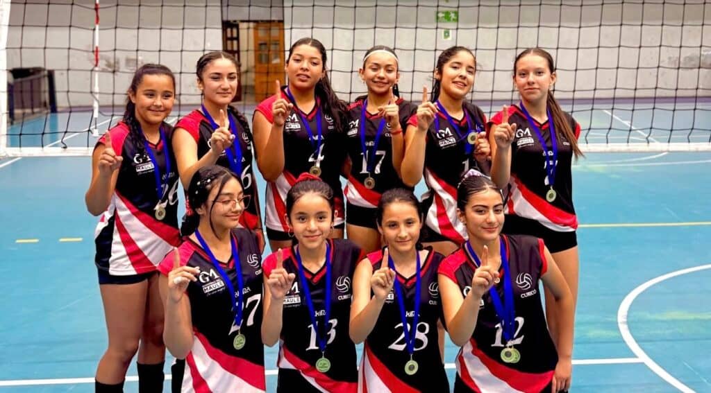Curicó se corona campeón de la Copa Ciudad de Linares de Vóleibol