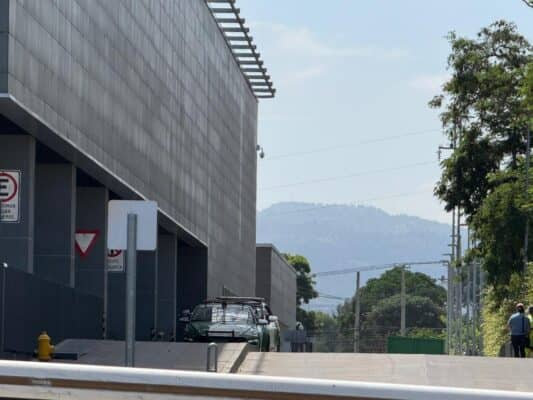 Funcionario civil de Carabineros sufre convulsión siendo trasladado de urgencia al Hospital de Curicó