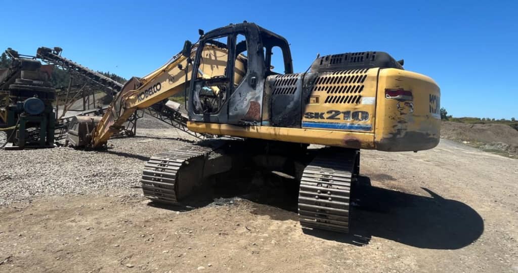 Tutuquén bajo amenaza: Vecinos acusan que extracción ilegal de áridos está desviando el río Lontué hacia sus casas