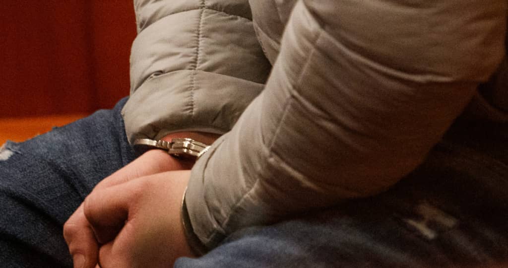 Carabineros detiene a hombre que se atrincheró armado tras agredir a su esposa en Lontué