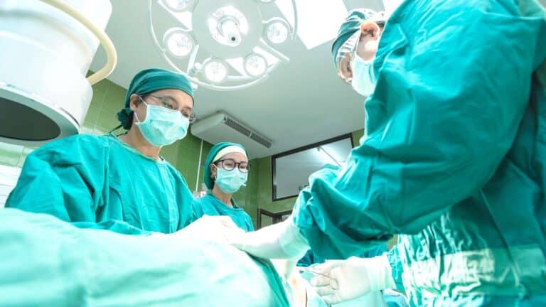 Maule destina histórica inversión de $11 mil millones para reducir listas de espera en hospitales