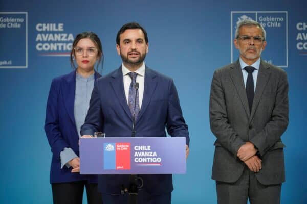 Gobierno investiga posible corrupción y sabotaje en Gendarmería tras liberaciones irregulares de reos