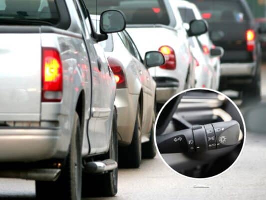 Esta es la multa por no señalizar antes de doblar en un auto en Chile