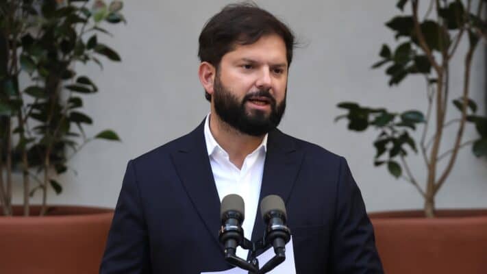 Gobierno de Chile llama a detener violencia tras ataques a Irán