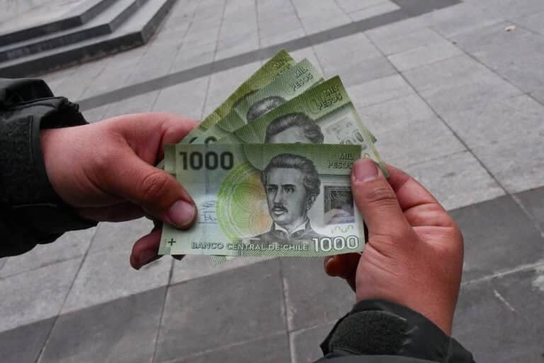 Pérdidas de las AFP por derivados superan los US$ 10.000 millones y llegan a la Cámara