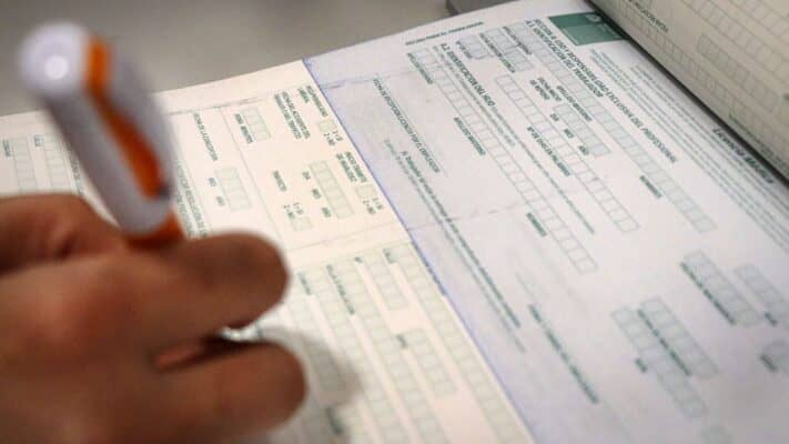Procesos de remoción contra jueces por viajar con licencia: Cinco serían del Maule y dos de Curicó