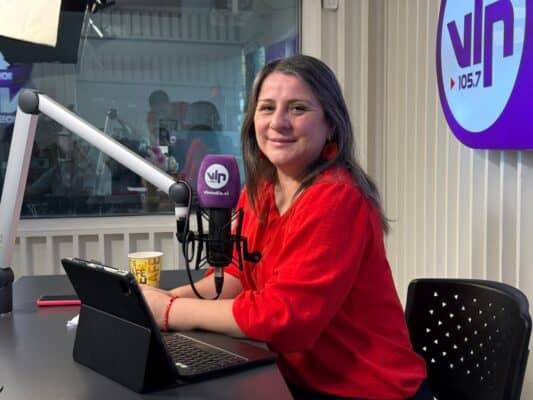 Alcaldesa de Rauco aborda el traspaso a los SLEP anunciando una mesa técnica para fines de marzo