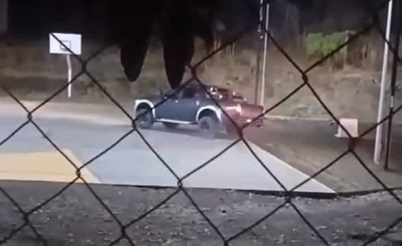 Testigo de derrapes en el Parque Pumaitén acusa nula respuesta de Carabineros tras reiterados llamados telefónicos