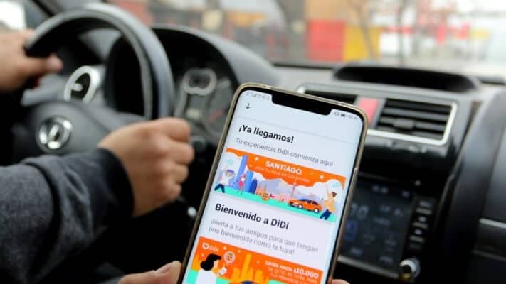 Asaltan violentamente a conductor de aplicación en Sarmiento: Testigo acusa nula respuesta policial
