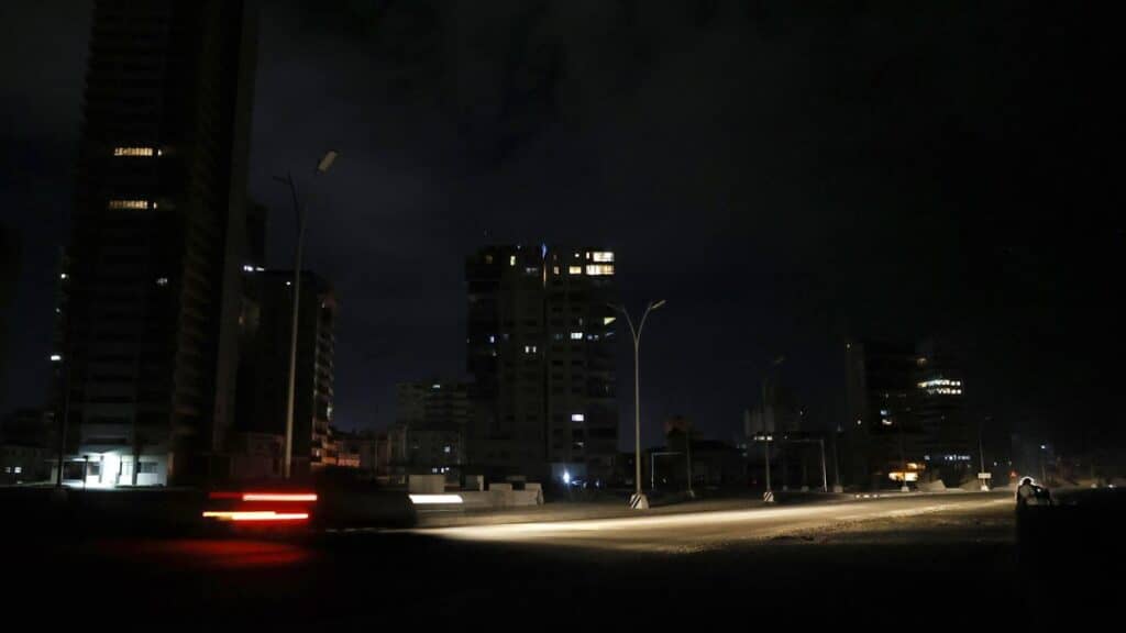 Cuba enfrenta apagones masivos por crisis energética
