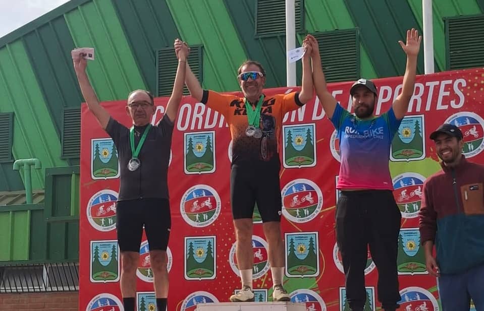 Destacada participación de ciclistas curicanos en la séptima versión del Campeonato de MTB de Empedrado