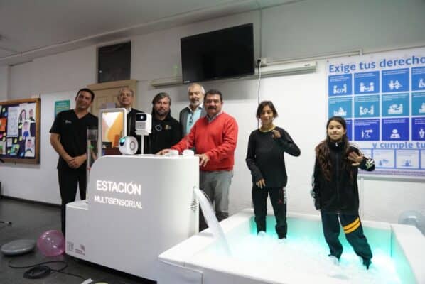 Licantén fortalece la inclusión con nueva estación multisensorial en Licayün