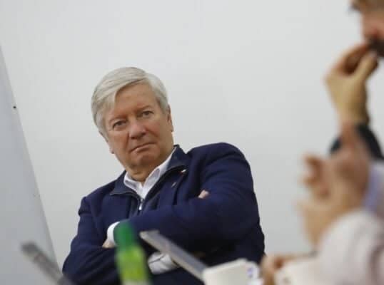 Alcalde de Curicó responde a críticas en designación de la gerencia en Somos Pro