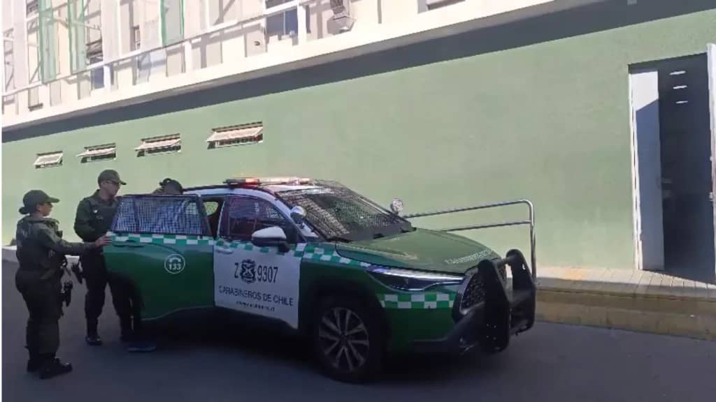 Hombre intentó asfixiar y quemar a su pareja en Quinta Normal