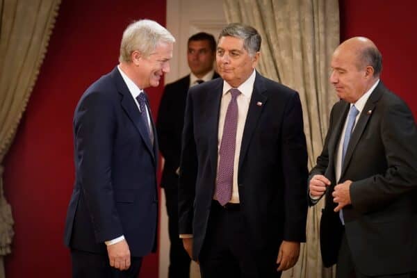 Kast lidera reunión clave para ultimar detalles de reforma "Reconstrucción Nacional"