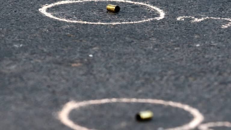 Joven se encuentra en riesgo vital tras ser baleado al resistir un secuestro en Curicó