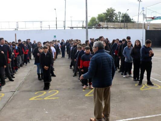 33 establecimientos educacionales participaron en el "Simulacro Regional de Sismo" en Molina
