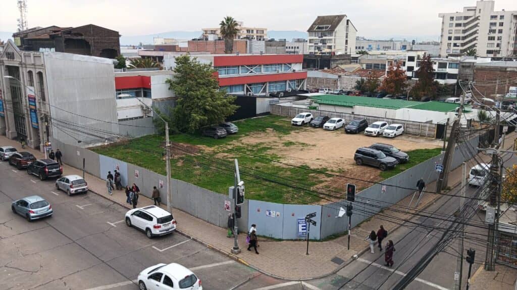 Director de Obras detalla cómo será la reconstrucción del Banco BCI en la Plaza de Armas de Curicó