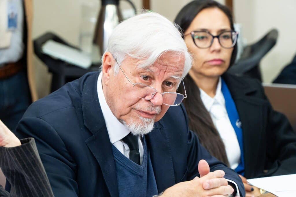 Diputado Celedón exige explicaciones al Minsal por rebaja presupuestaria a hospitales del Maule