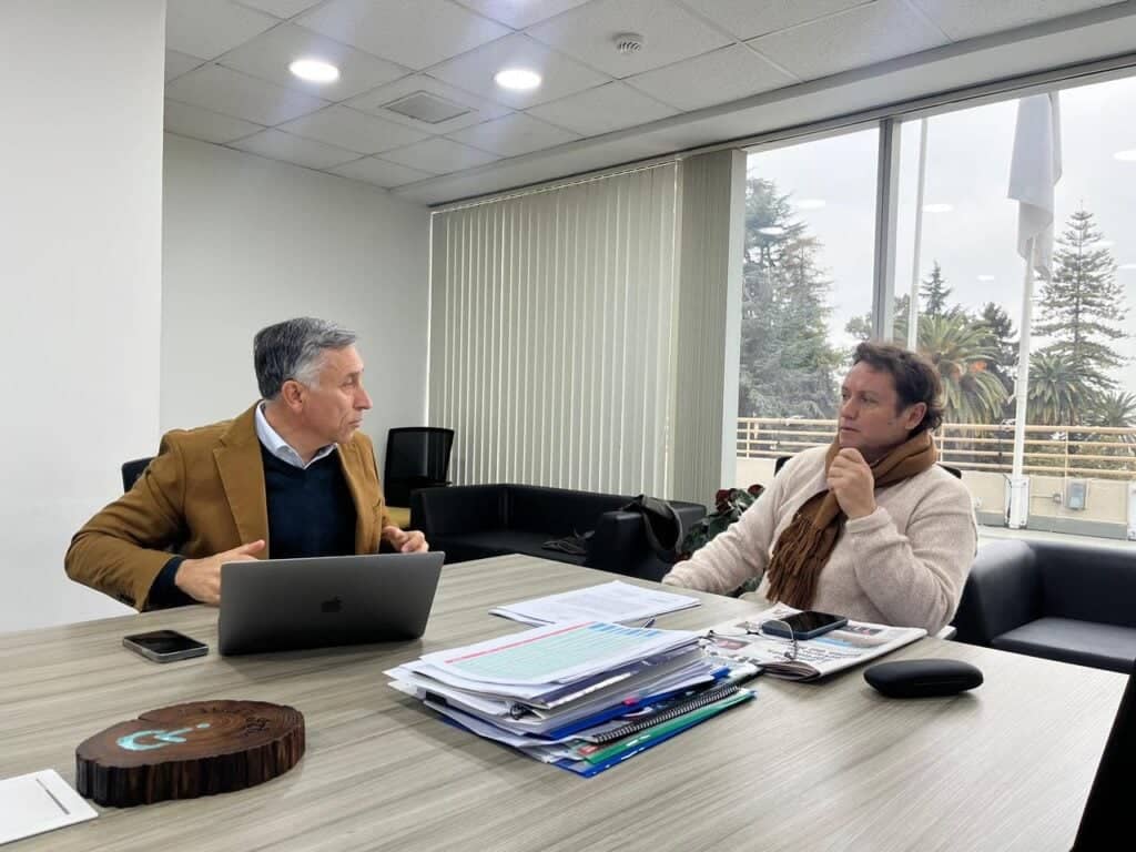Gobernador y senador por el Maule acuerdan impulsar el aumento de dotación policial en la región