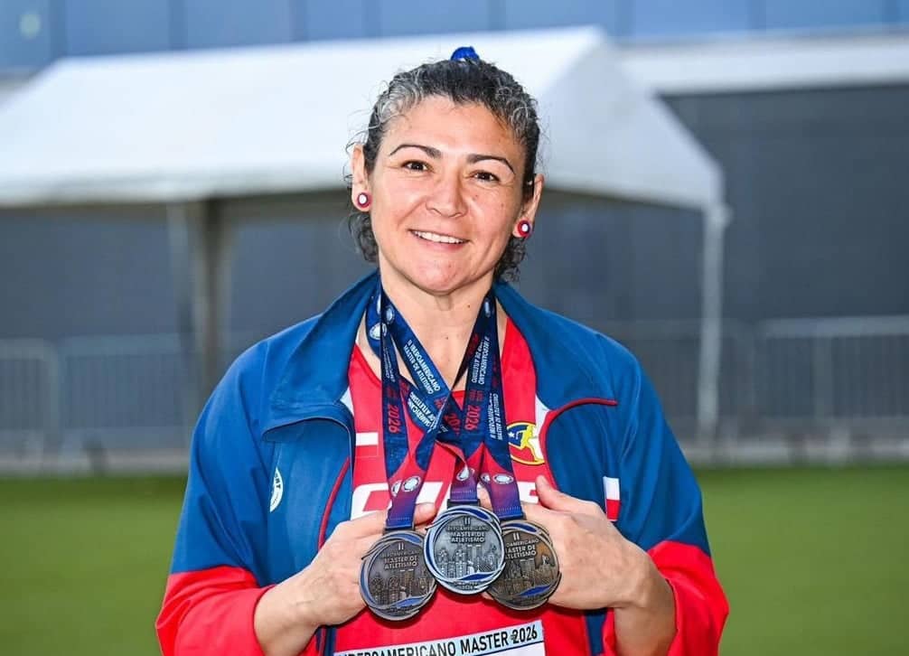 Atleta curicana Paula Torres se corona bicampeona en el Iberoamericano Máster en Perú