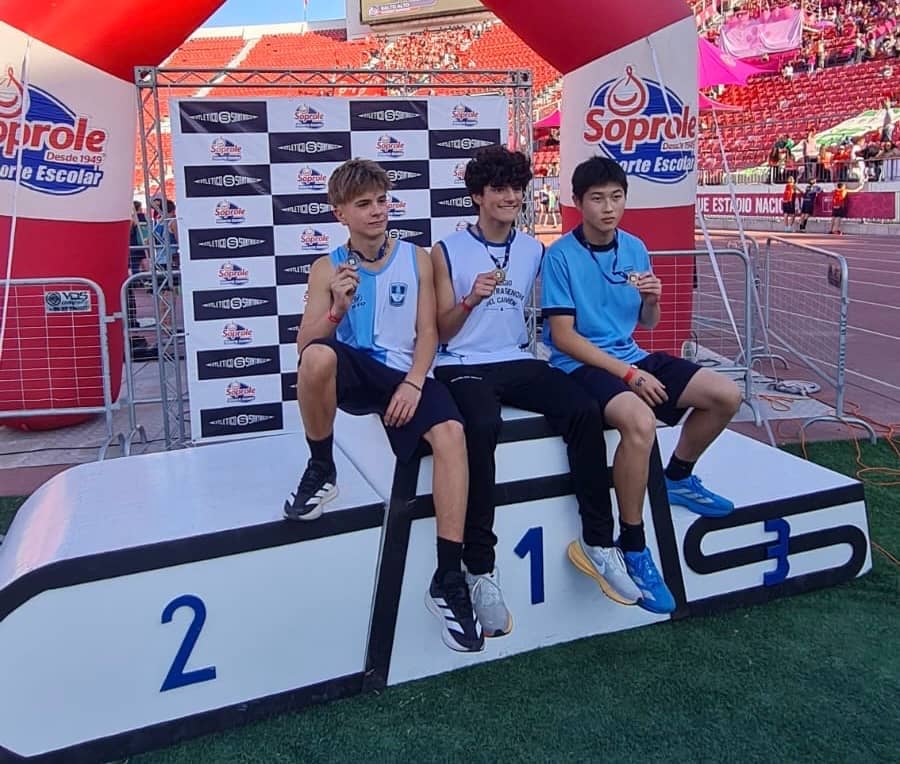 Agustín Díaz conquista medalla de plata en Lanzamiento de Bala durante el Interescolar de Santiago