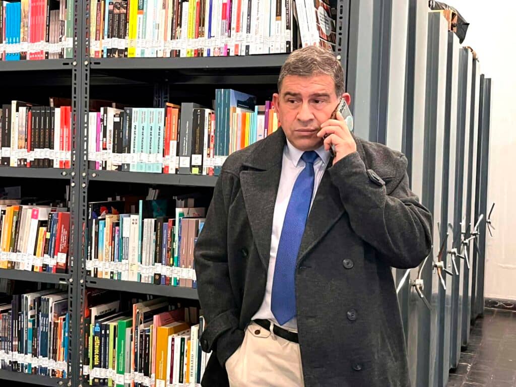 Delegado presidencial convoca a EFE tras incendio en rucos que destruyó vivienda en Curicó: Vecinos exigen erradicación