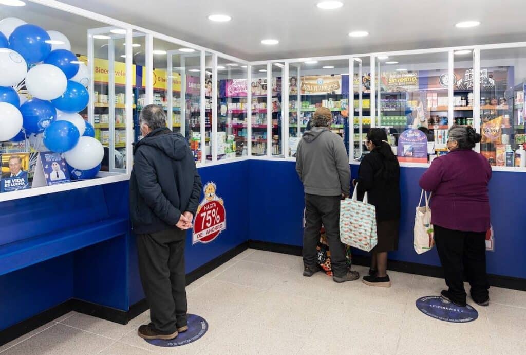 Advierten los peligros de automedicarse ante enfermedades respiratorias en invierno