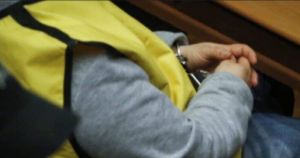Arresto domiciliario total para arquitecta curicana acusada de millonaria estafa