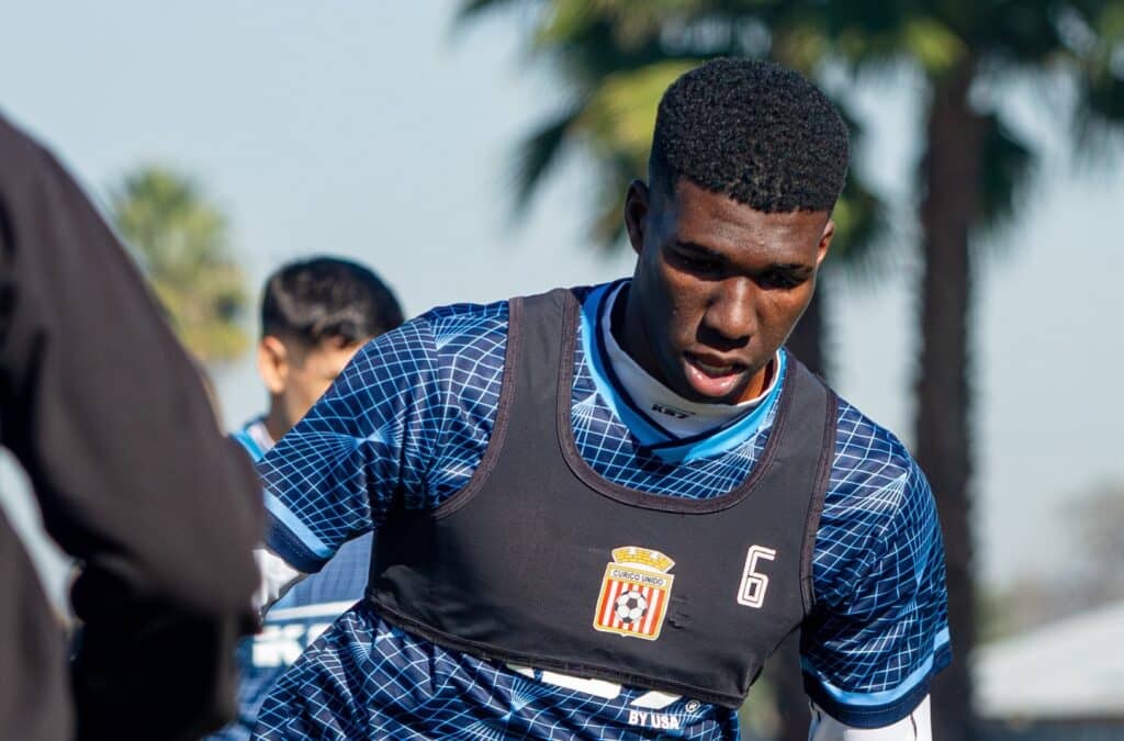 "Yo estoy preparado": Ryann Machado quiere ser opción en Curicó Unido tras su debut