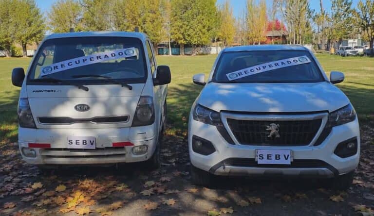 Carabineros recupera en Curicó dos camionetas robadas en Santiago y Valparaíso