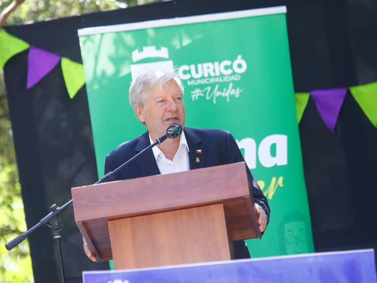 Municipio curicano garantiza continuidad del Centro Familiar tras cierre de la Fundación de las Familias