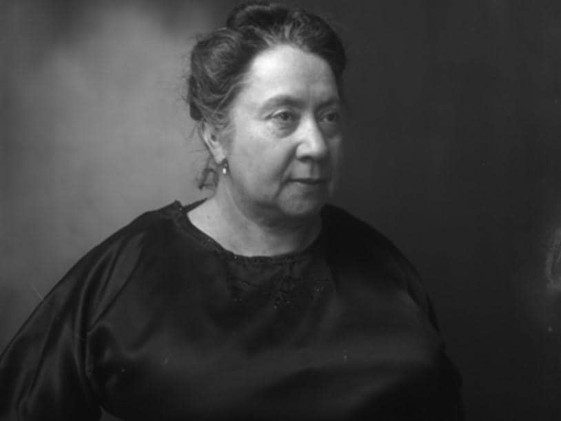 Eloísa Díaz a 160 años de su natalicio: El histórico legado de la primera médica de Chile y América Latina