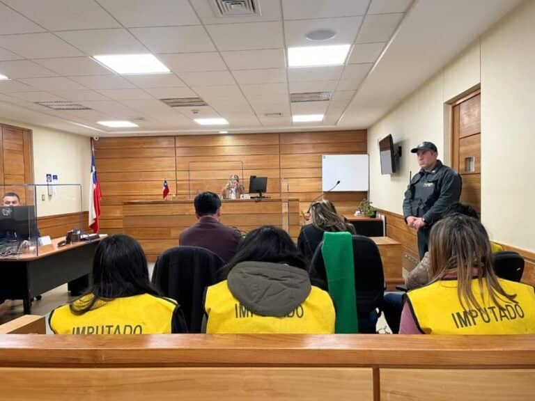 Fallo inédito en Linares: Condenan a red criminal por trata de personas y explotación sexual de mujeres paraguayas