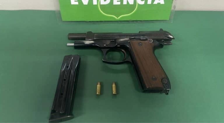 Carabineros detiene a sujeto armado en la población Micaela de Molina