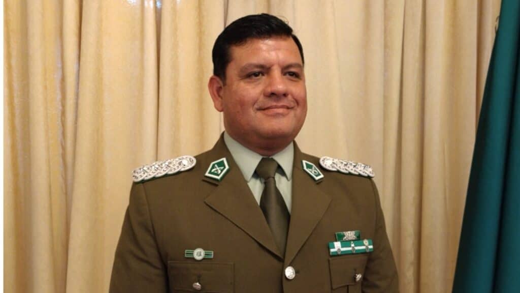 Excomisario de Curicó, Emerson Carrasco, entre los cinco carabineros que dieron positivo en test de drogas