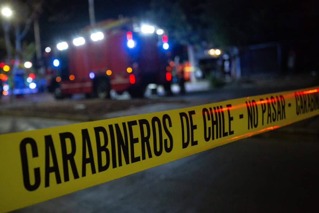 Incendio destruye vivienda de dos pisos en el sector Boldo 4 de Curicó