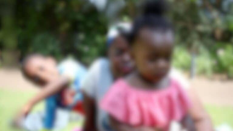 Contraloría investiga ingreso de 300 niños haitianos a Chile: Fiscalía investiga cohecho y trata de menores