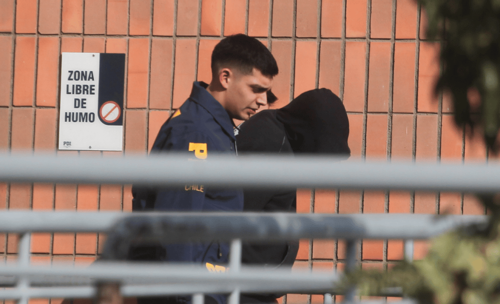 Detienen en Curicó a mecánico extranjero buscado por estupro contra adolescente