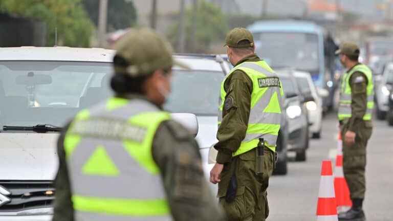 Siniestro vial en Rengo deja un fallecido y una pasajera lesionada tras violento choque