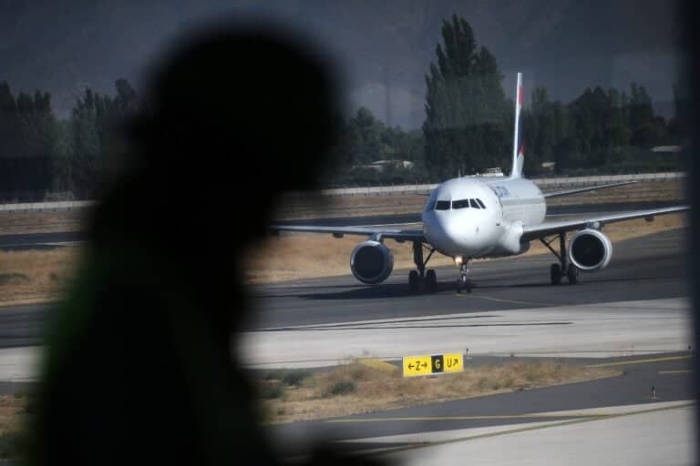 Contraloría detectó 229 funcionarios del Maule viajando al extranjero con licencia médica en 2025