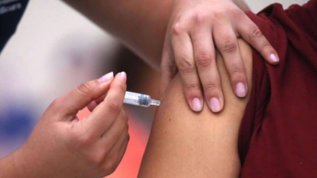 El Maule supera el 80% de cobertura en vacunación contra la influenza y logra el 2° lugar a nivel nacional