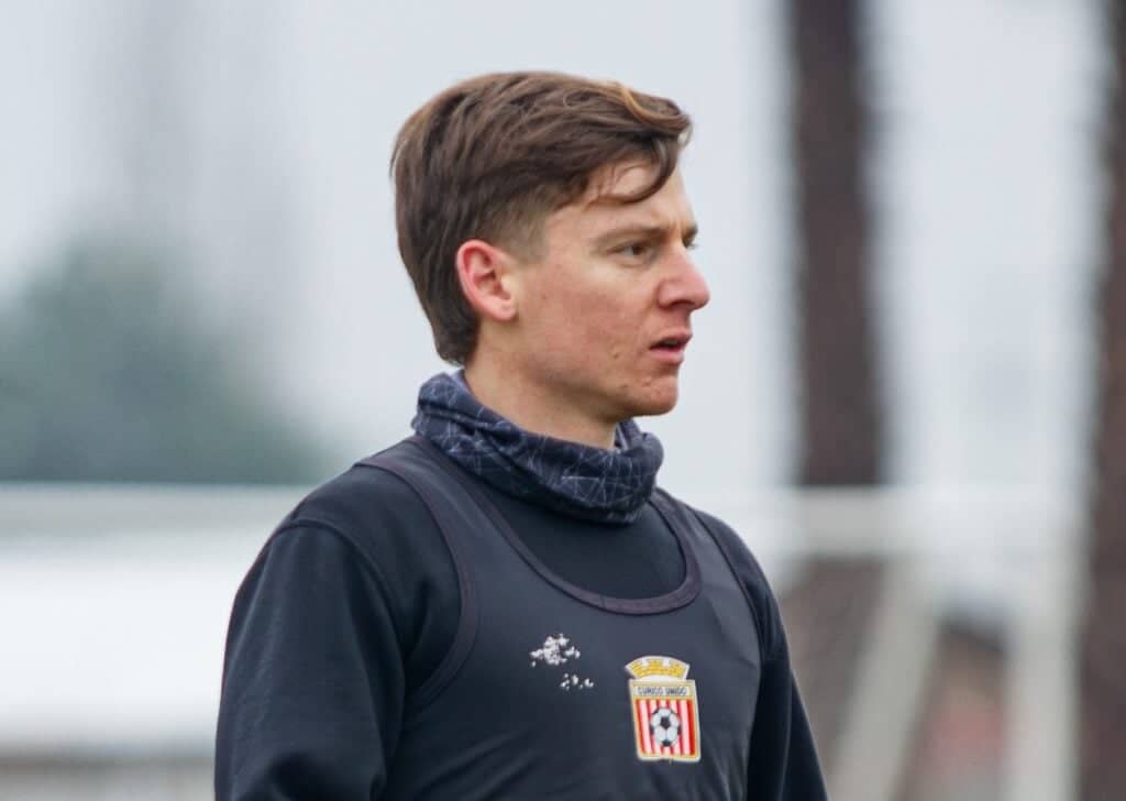 Bruno Veglio y sus primeros entrenamientos en Curicó Unido: "Hay equipo para pelear más arriba"